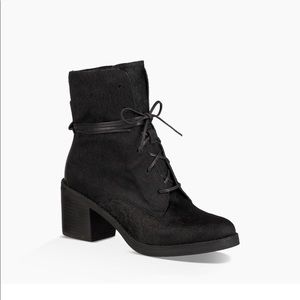 W oriana Exotic Black ugg boots